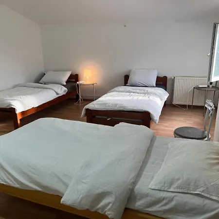 Hotell 中华楼 - *
